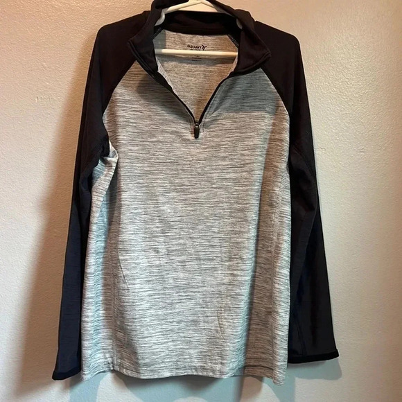 Old navy active boys medium 8 breathe one quarter zip grey and black top - Picture 1 of 5
